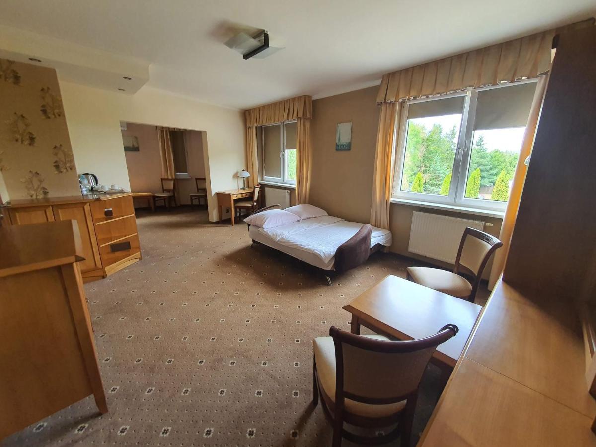 Hotel Soccer Sport Радомско Экстерьер фото